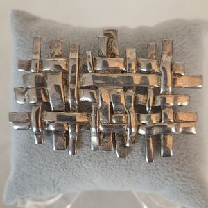 Vintage Roberta Chiarella Modern MCM Brutalist Brooch Textured Woven Silver Tone